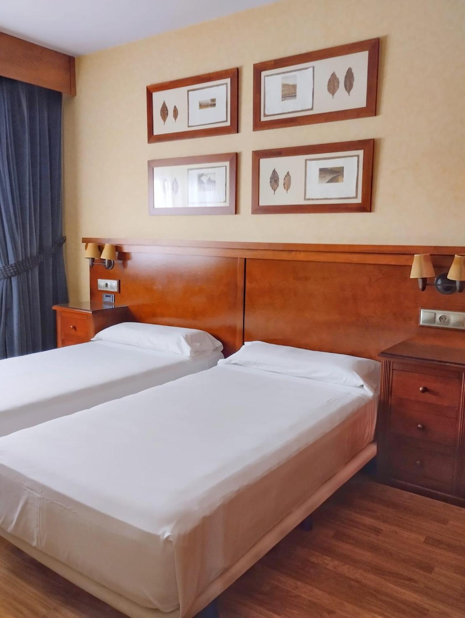 Hostal Los Infantes Olvega 외부 사진